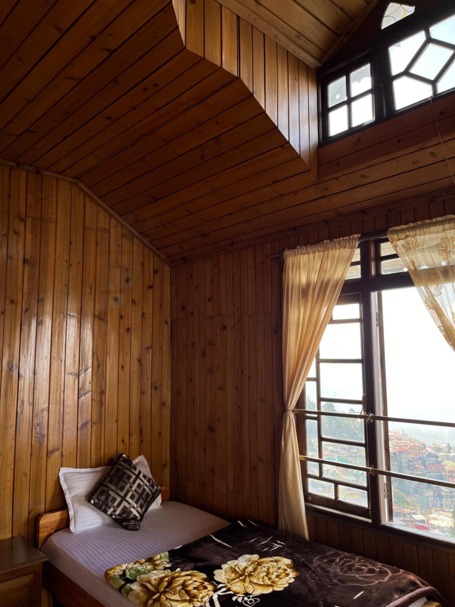 Eagle'S Nest Homestay Дарджилинг Экстерьер фото